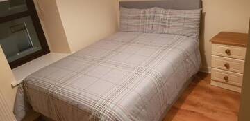 Фото номера Дом с 3 спальнями Дома для отпуска 3 Bedroom newly furnished cork city г. Корк 16