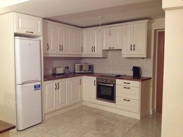 Фото номера Дом с 3 спальнями Дома для отпуска 3 Bedroom newly furnished cork city г. Корк 20
