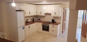 Фото номера Дом с 3 спальнями Дома для отпуска 3 Bedroom newly furnished cork city г. Корк 24