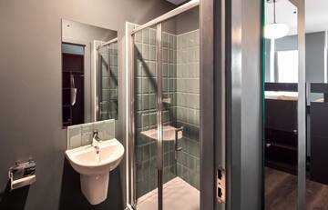 Фото номера Апартаменты с 2 спальнями Общежития The HATCH Rooms г. Корк 6