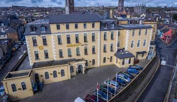 Фото номера Семейный номер (для 2 взрослых и 2 детей) Отель Maldron Hotel Shandon Cork City г. Корк 5