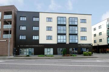 Фото номера Апартаменты с 3 спальнями Общежития University Hall Apartments - UCC Summer Beds г. Корк 16
