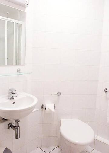Фото номера Апартаменты с 3 спальнями Общежития University Hall Apartments - UCC Summer Beds г. Корк 13