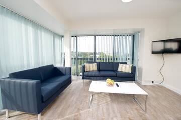 Фото номера Апартаменты с 3 спальнями Общежития University Hall Apartments - UCC Summer Beds г. Корк 19